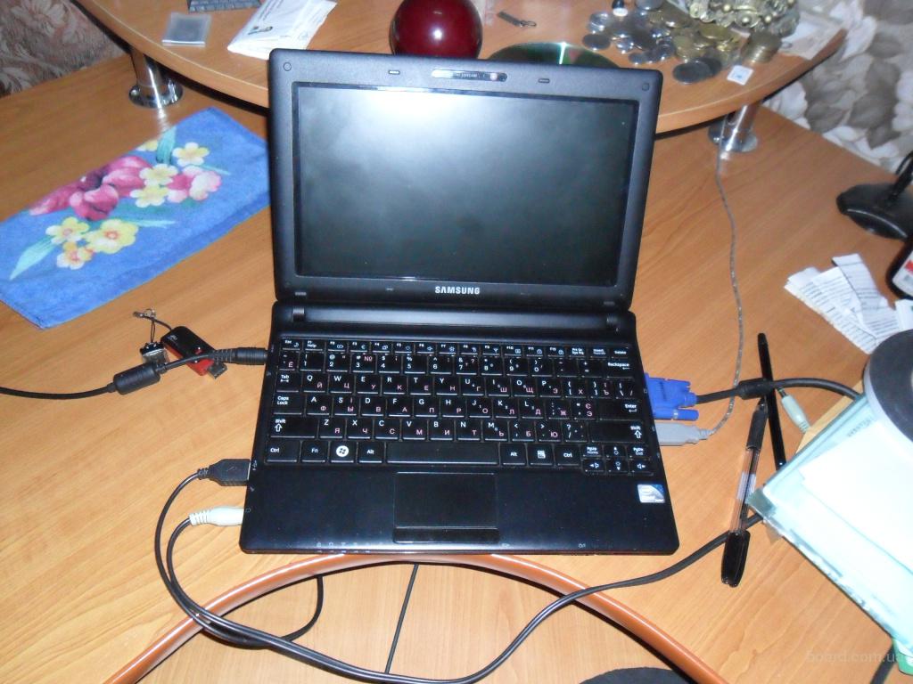 http://img3.board.com.ua/a/2002380067/wm/1-netbuk-samsung-n148p-chernyij.JPG