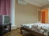Уютная однокомнатная  квартира рядом с метро "Героев Днепра"- 2 мин, "Dream Town" (Аквапарк)