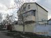 продам очень замечательный собственный дом (самому жалко) в Крыму, в Симферополе.