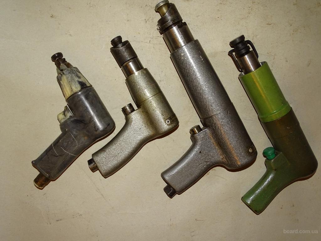 кмп молотки. молоток клепальный кмп-14. кмп-25 клепальный молоток. пневмомолоток кмп-14м. кмп-14 пневматический клепальный.