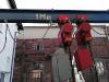 Підйомник з двома кранами